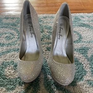 Silver sparkle heels